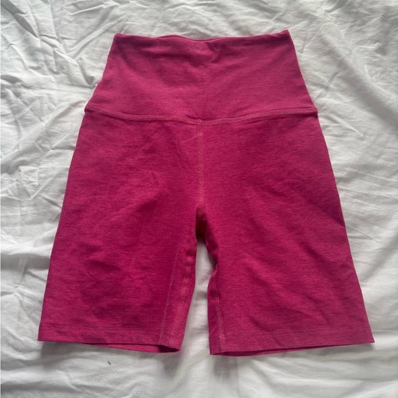 Beyond Yoga Pink High-Waisted Bike Shorts - Picture 1 of 4
